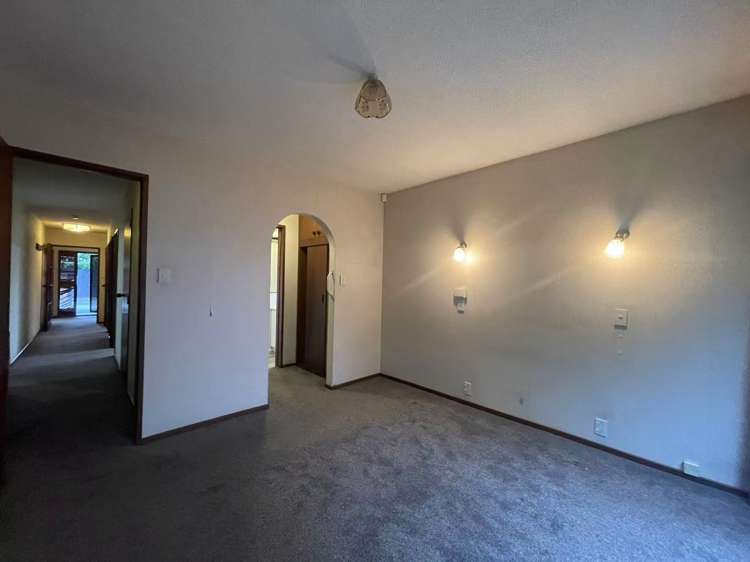 1/47a Memorial Avenue Ilam_2