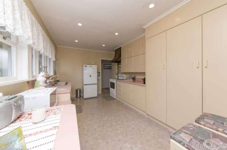 6 Tiki Street New Lynn_7