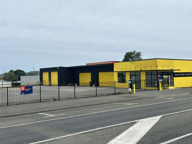 Versatile commercial property for lease