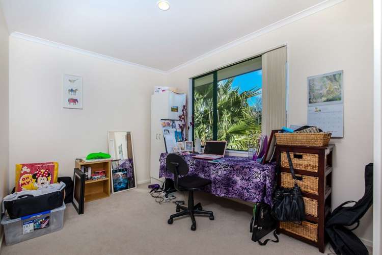 38 Hewlett Road Massey_18