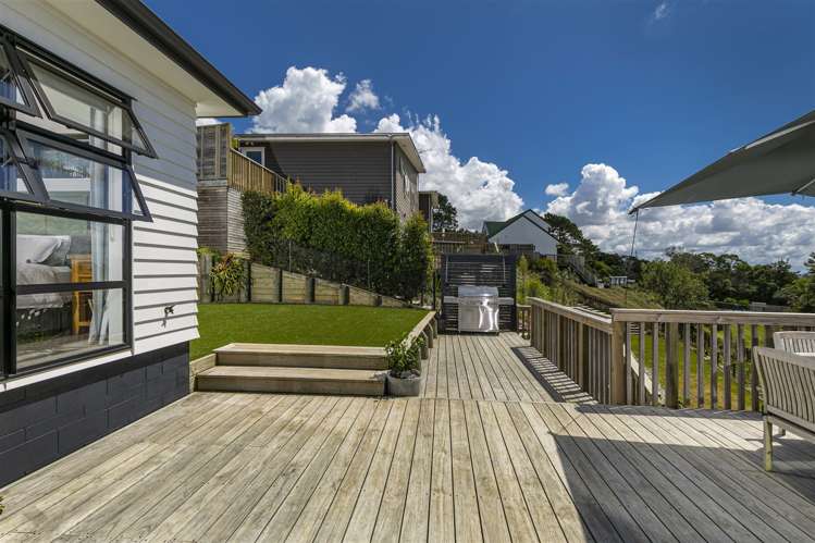 2/149j Glengarry Road Glen Eden_16