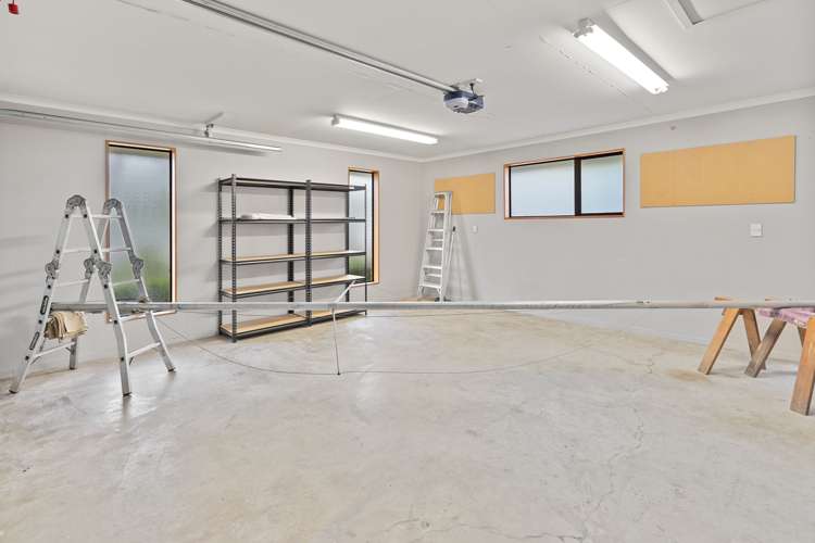 61 Masefield Street Stoke_18