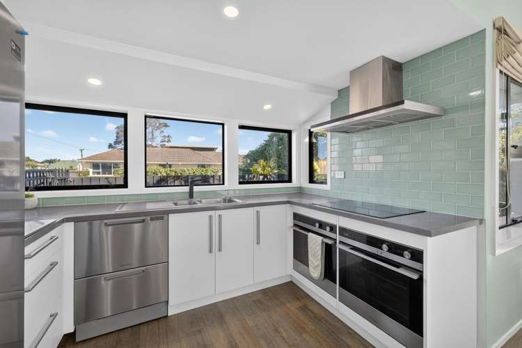 114 Rocking Horse Road Southshore_9