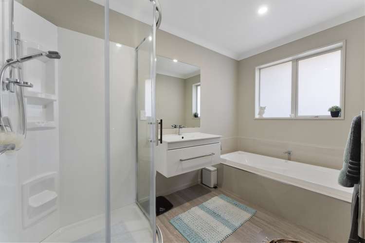 34 Winfield Drive Wigram_10