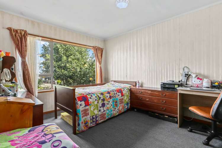 1/2 Roslyn Road Mt Wellington_6