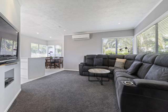 35 Cyclarama Crescent Massey_4