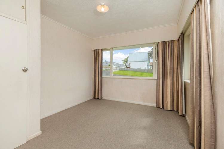 38 Matata Street Blockhouse Bay_12