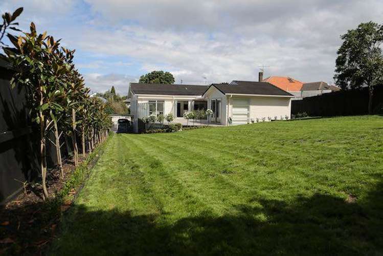 35 Aliford Avenue One Tree Hill_19