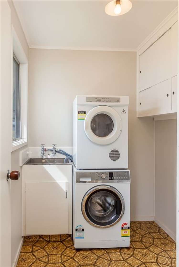 15 The Grove Titirangi_10