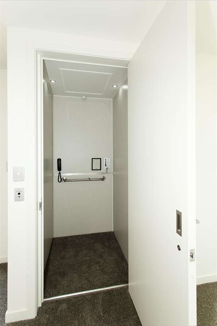 15 Whakata Lane Mairangi Bay_17