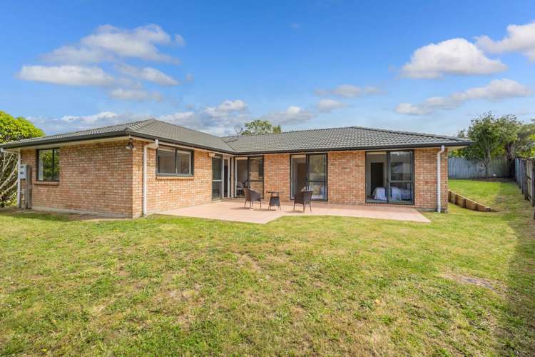 12 George Deane Place Greenhithe_17