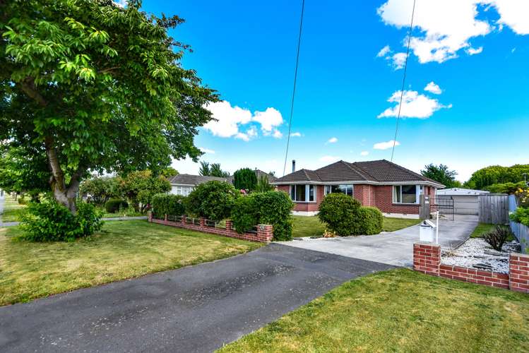 150 Springs Road Hornby_18