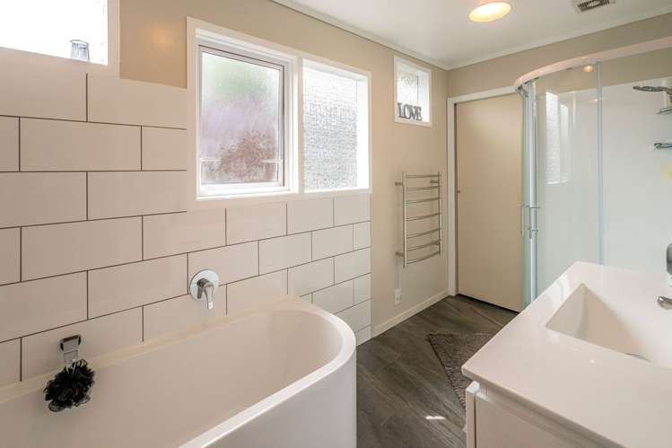 42b Bluegum Road Paraparaumu Beach_9