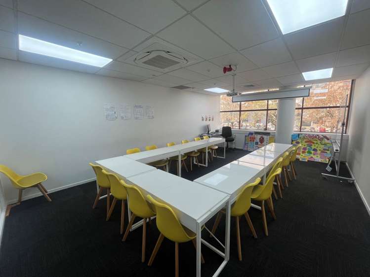 1-A/22 Amersham Way Manukau_6