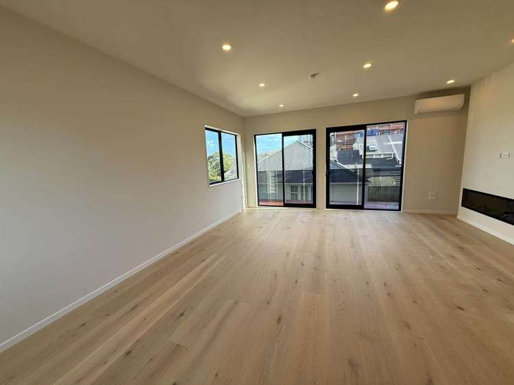 2/15 Manapau Street Meadowbank_4