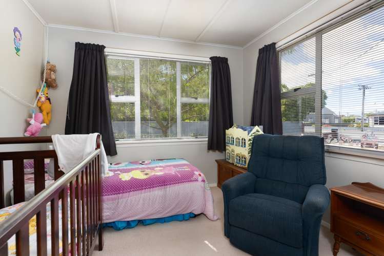 184 High Street South Carterton_8