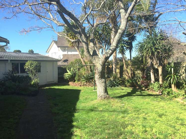 12 Hemsway Place Sunnyhills_6
