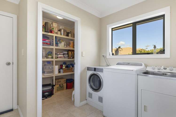 8 Belvedere Grove Rangatira Park_25