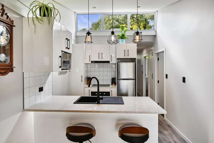 10B Station Road_5