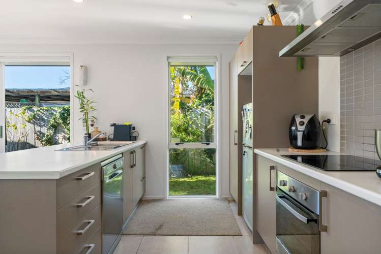 10 Himalayan Close Judea_7