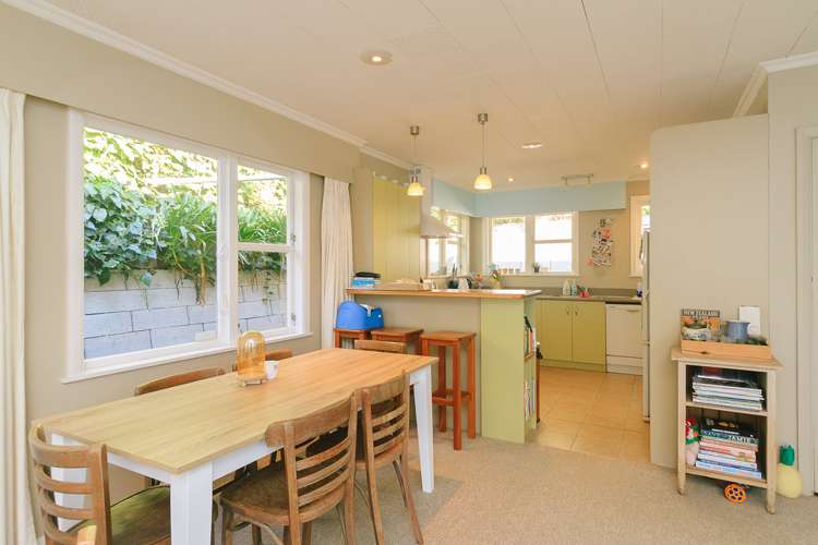 81 Dowse Drive Maungaraki_8