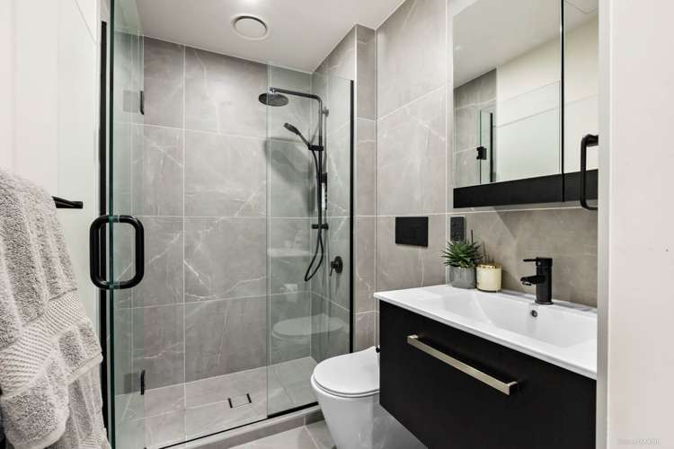 103/8 Central Road Kingsland_10