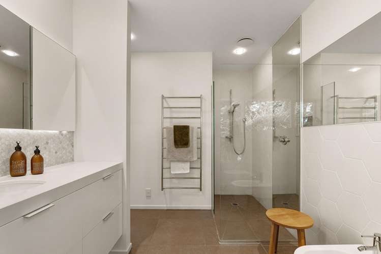 23 and 23A Balmoral Lane Redcliffs_19