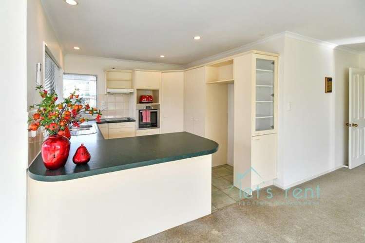 2 Pat O'Connor Place 10699_8