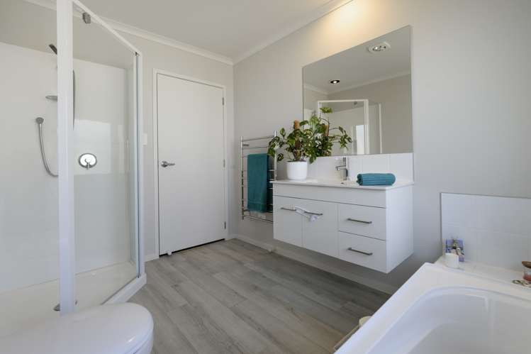 10 Ruba Way Ohauiti_14