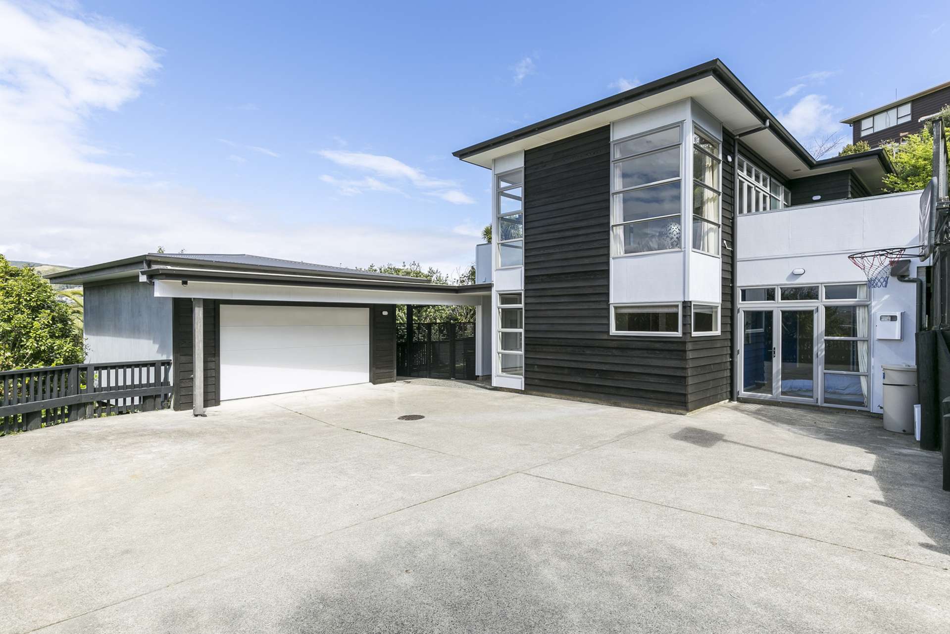 27a Fyvie Avenue Tawa_0