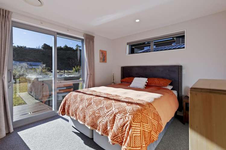 27 Walton Way Lower Shotover_13