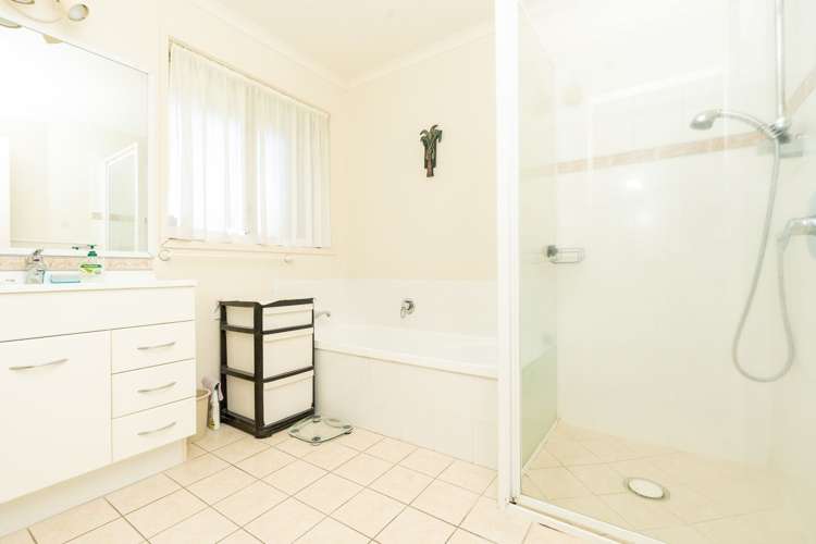 28 Newfield Drive Fairview Downs_9