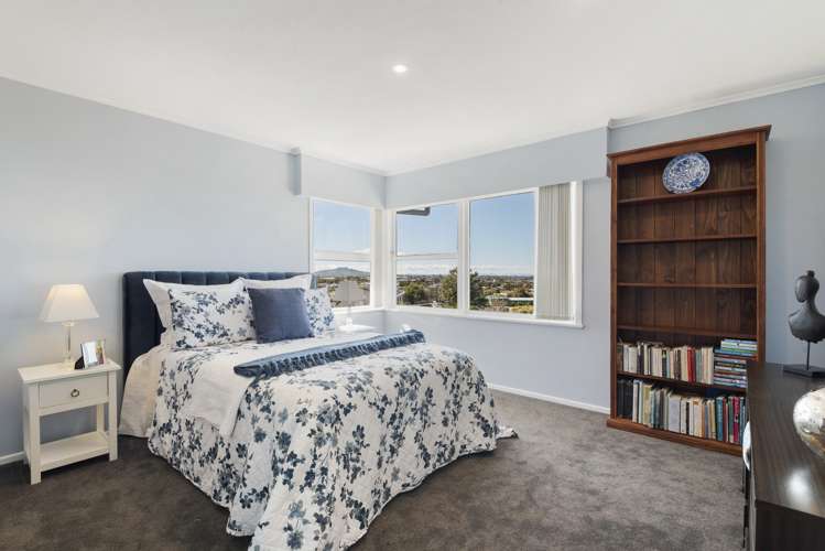 18 Martin Crescent Northcote_8