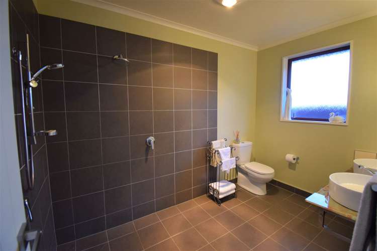 12a Alpine View Hokitika_16