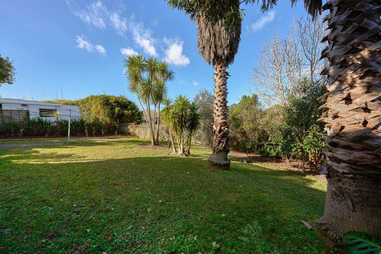51 Ravenwood Drive Forrest Hill_21