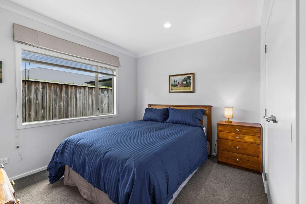 79 Russell Robertson Drive_4