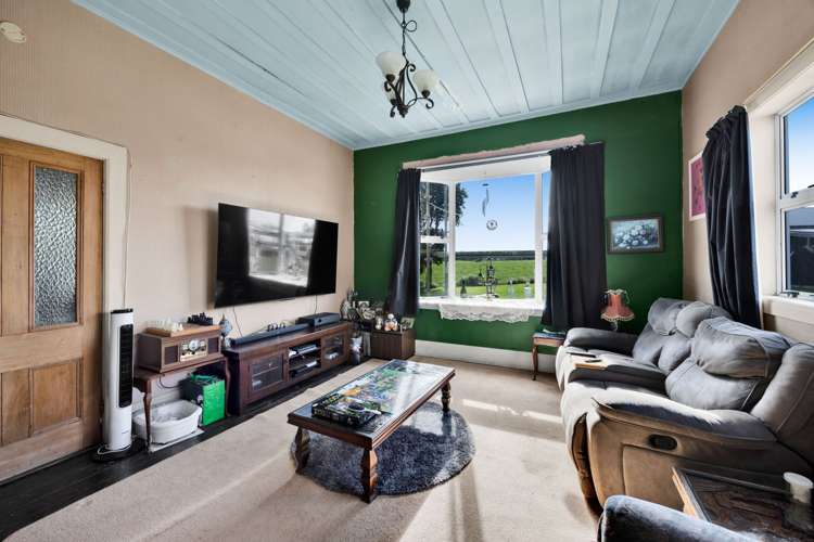 11 High Street Eltham_9