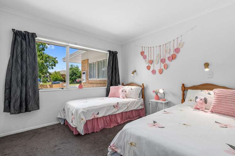 49 Mahonia Place Pyes Pa_18