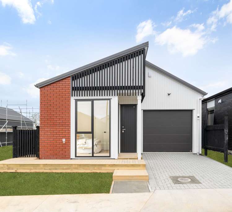 36 Paretao Street Massey_1