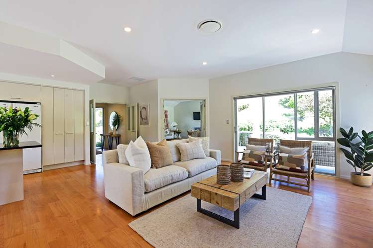 143 Kent Terrace Taradale_6