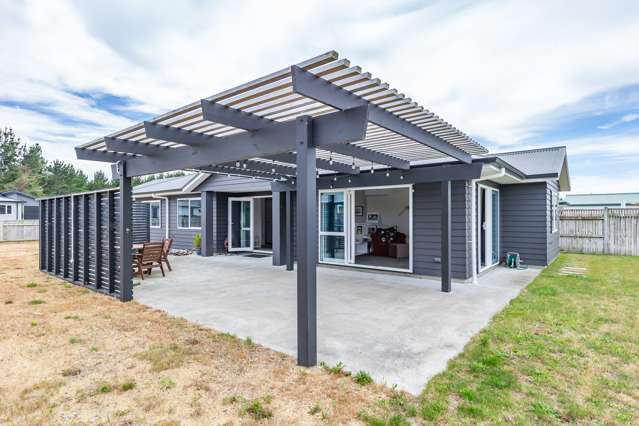 7 Sandown Avenue Himatangi Beach_4