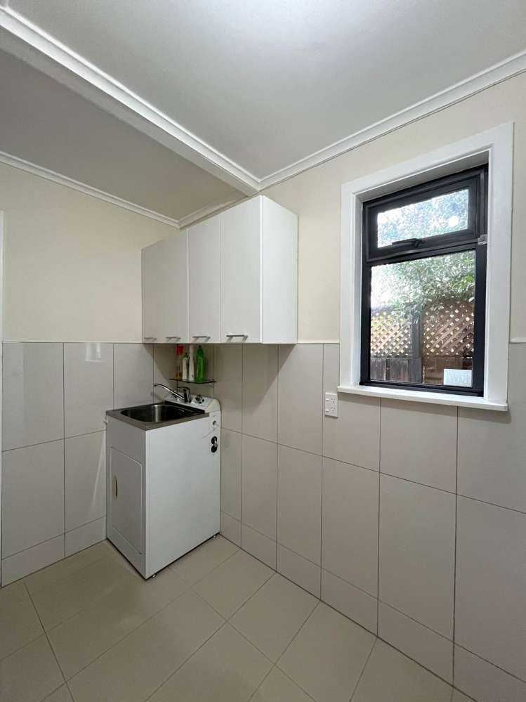 16 Arney Road Ranui_15