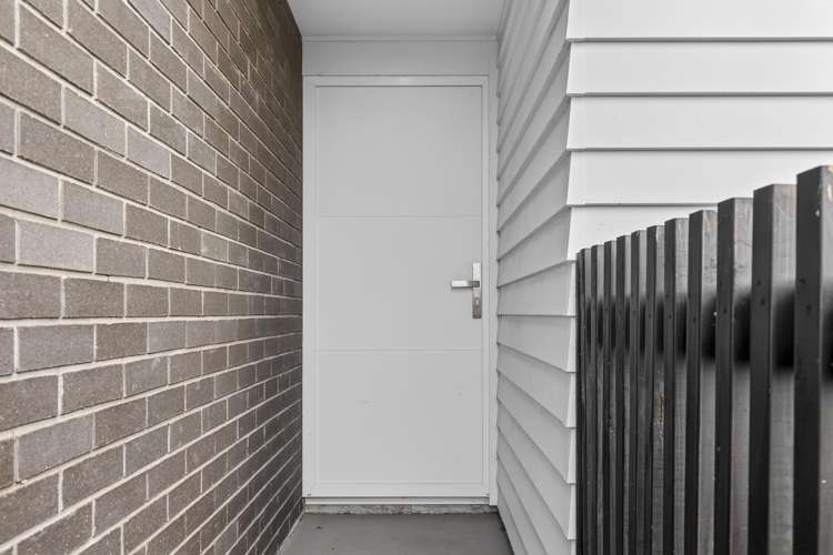 26 Tokotoko Parade_3