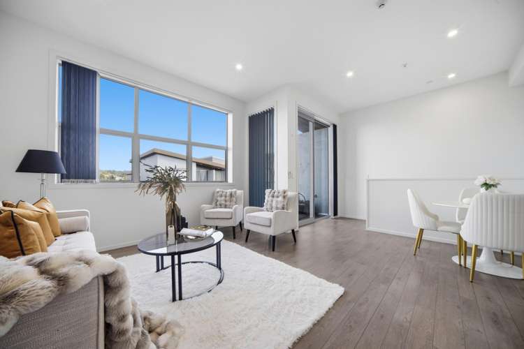 B6/18 Oteha Valley Road Extension_2