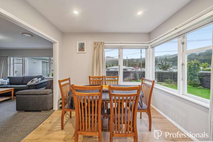 2 Short Street Wainuiomata_10