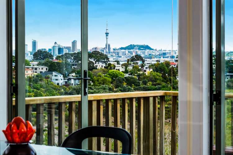 89 Exmouth Road Northcote_13