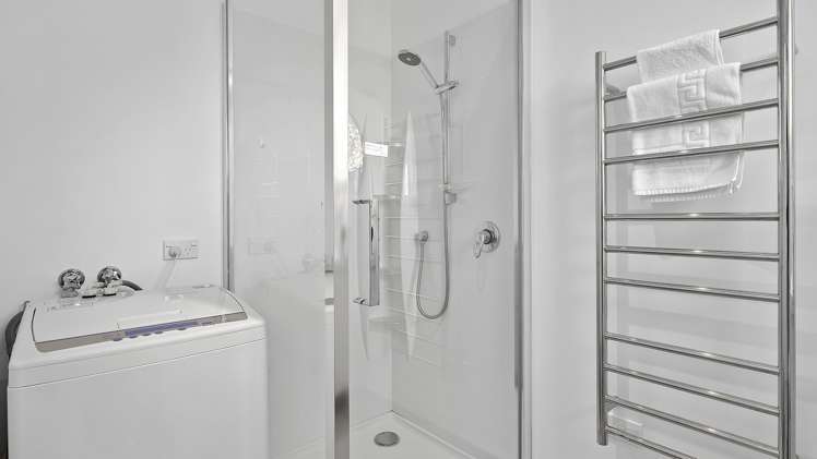 120 Aubrey Road Wanaka_11