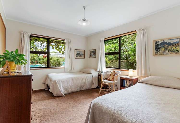 105 The Drive Epsom_6