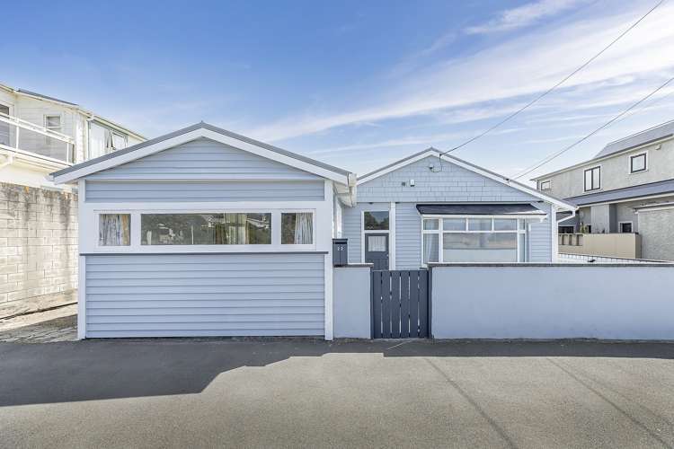 22 Reef Street Island Bay_19