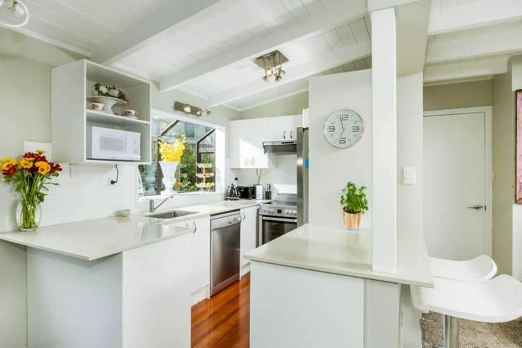 2/20 Selwyn Crescent Forrest Hill_1